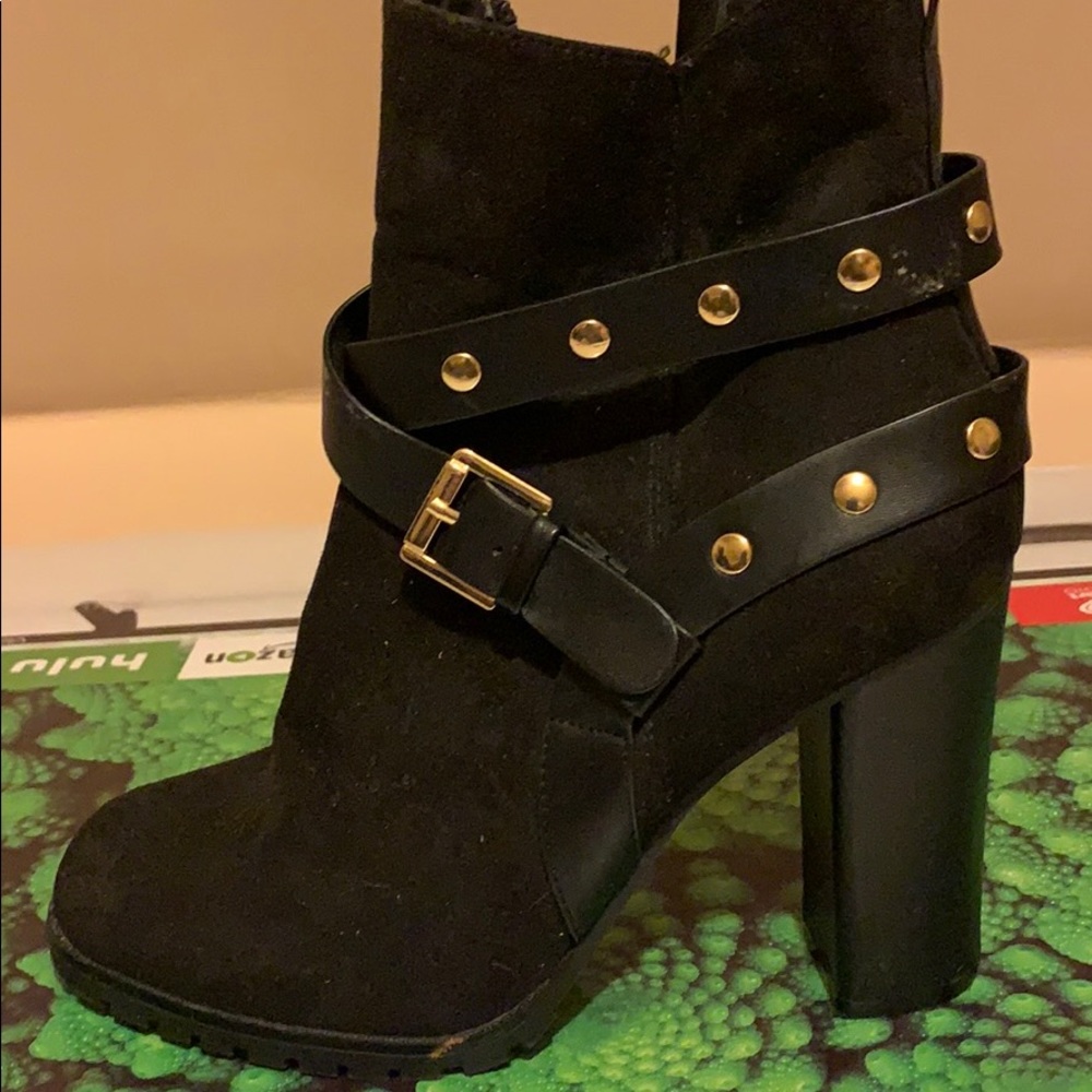 Apt 9 Shoe Boots